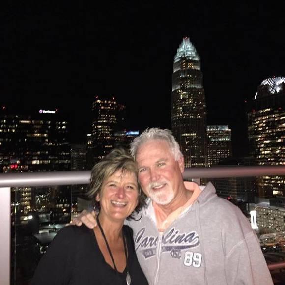 Meet your Posher, Vicky - Picture 1 of 1